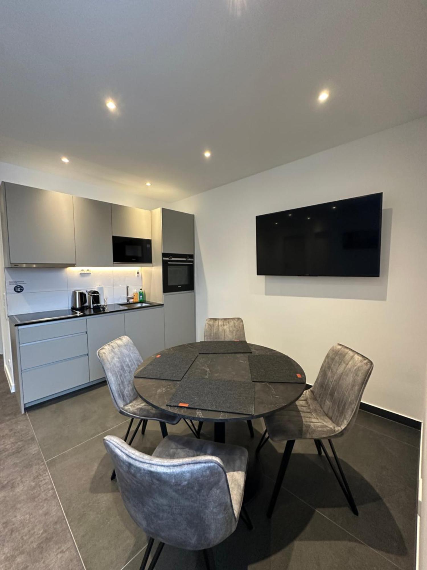Apartment 5-living Nuremberg